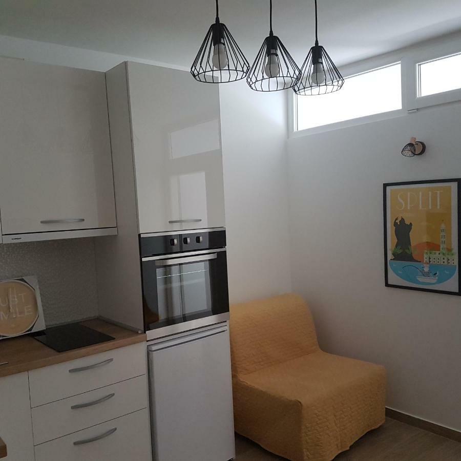 Apartment Milka Spalato Esterno foto