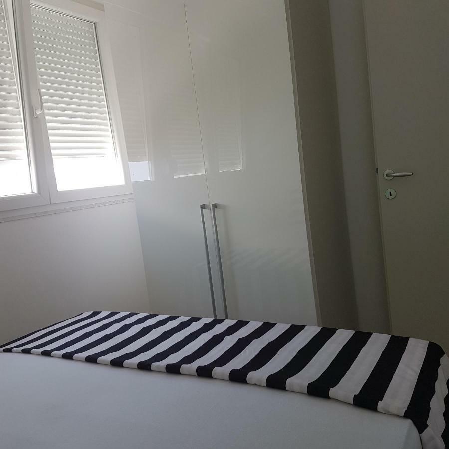 Apartment Milka Spalato Esterno foto